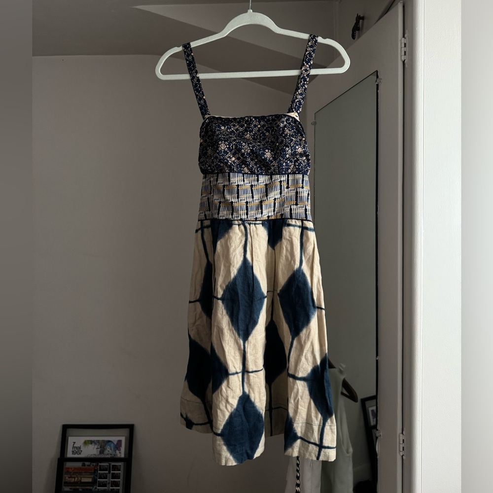 Mini dress